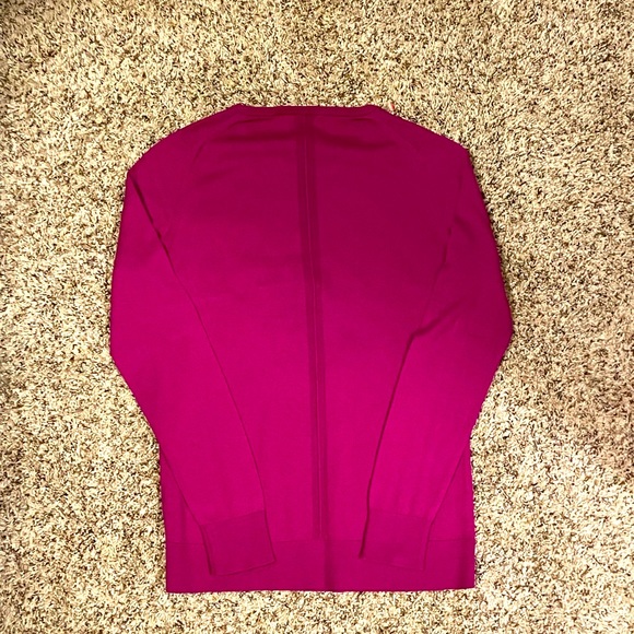 Banana Republic silk cashmere sweater - Picture 2 of 3